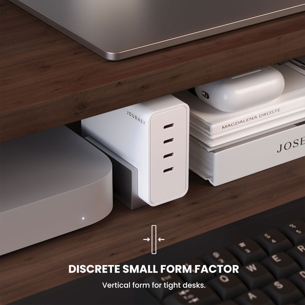 BLITZ 140 4-Port USB-C Desktop Charger - 140W